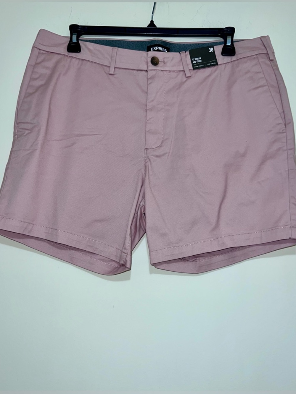 Express Men's Light Pink Hyper Stretch Temp Control 6" Mid Thigh Shorts Size 38
